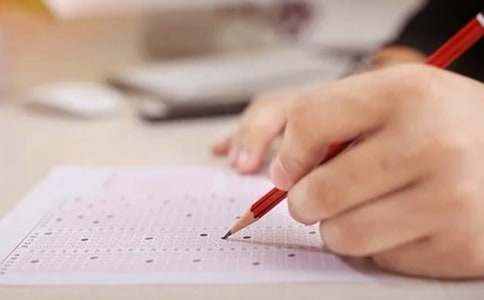 �P(gu��n)�ں��ώ���Tʿ����(f��)ԇ��(b��o)�����c(di��n)���Pԇ���c(di��n)�İ���