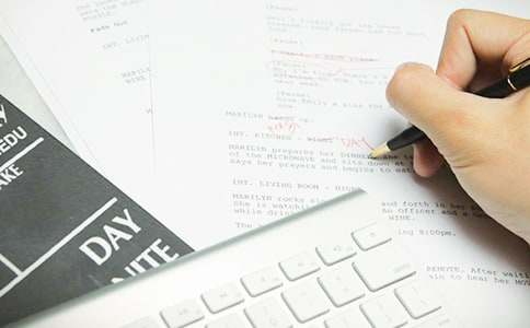 Ƹ���Ӱ������ͬ