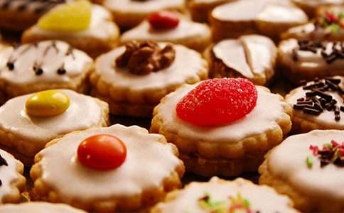 С�{���pɫɵ��������E