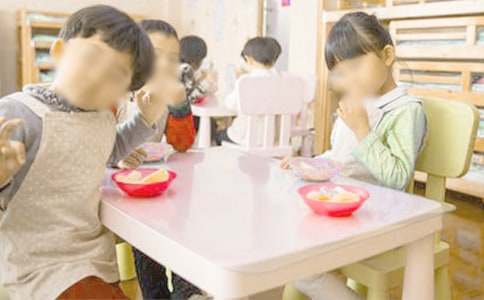 �x���m�ش��L(zh��ng)�ă�Ů�и�(15ƪ)