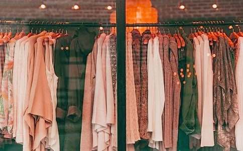 ���b���L�������u�r