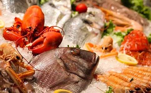 ���r����������