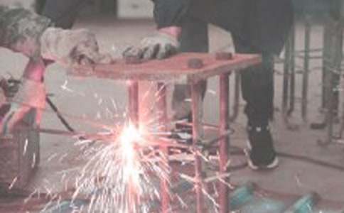 ���ӌ������