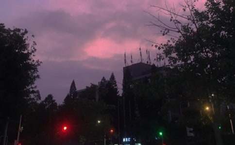 ���ܺ�ҹ����