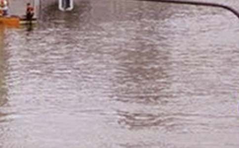 �P�ں�ˮ������