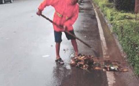 �P(gu��n)�ڭh(hu��n)�l(w��i)����ο����4ƪ