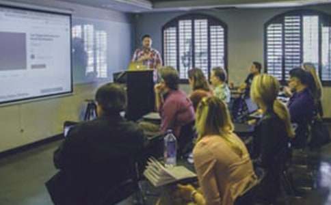 �����x������������W(xu��)���ĵ��w��(hu��)