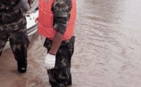 ����Ȟ��ĵ��w��(���\15ƪ)