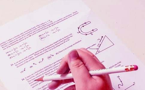 �o�߿������İ�