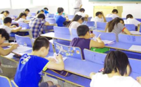 ��ԇ֮������300��