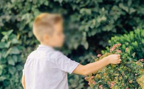 �x��ɵ�ϵ�С�к����ĺ�з���