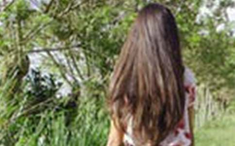 �c�����Ů�����������