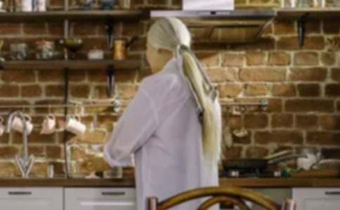 ���������E����