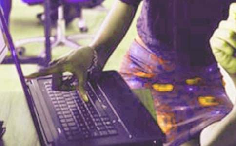 ����T�������