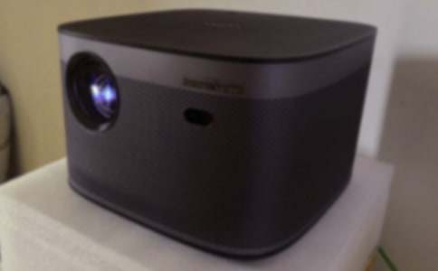 �����B��ͶӰ�x�@ʾ �����@ʾ�o��̖