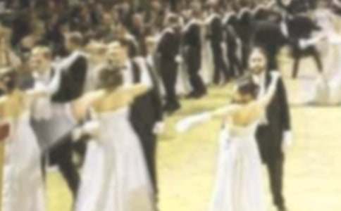 ���y���(hu��)����