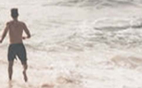 �ļ��r�з���似��