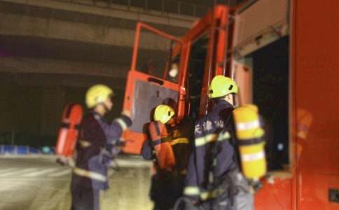 �������Ů�ĆT�������M���E