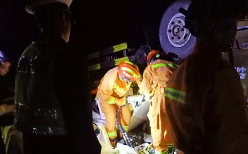 ������ȫ�������ĵ��w��