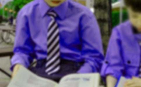 ���o���ֵܵ��ĵ��w���͸��냞(y��u)��