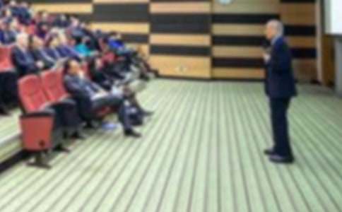 һ���y�������v����300�ַ���(3ƪ)