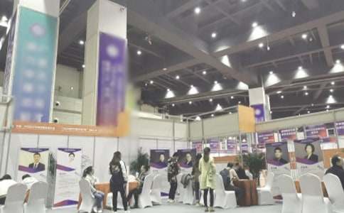 Ո(q��ng)��(w��n)�Ӊ��וr(sh��)����Ƹ��(hu��)?