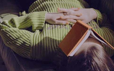 �P(gu��n)�������Ҋ�Լ�Ů���ĺ��x