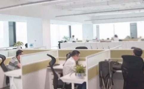 �k���ҌW(xu��)��(x��)�ĵ��w��(hu��)