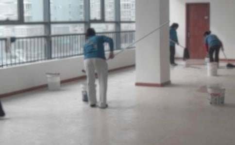 ��I������P��