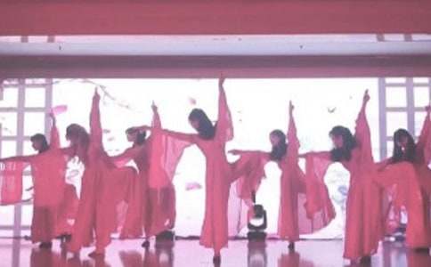 ˇ�g����������300��