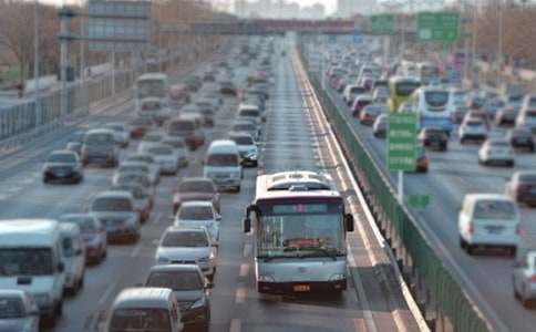 ܇�v���U(xi��n)���r�ڙ�(qu��n)ί�Е�