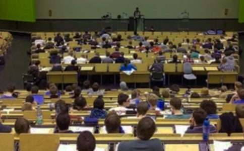 ��W����Ϣ���g�ĵ��w����ͨ��24ƪ��