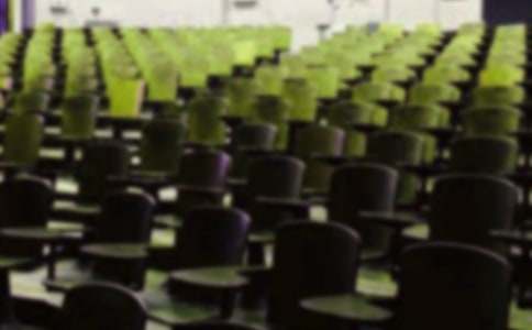 ���؂䡿�ж�ĸУ���v��4ƪ