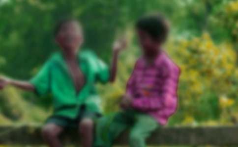 �x����ë�к����и�4ƪ