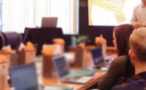 ú�V��(y��u)���������v