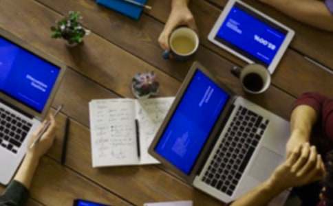 ���l(xi��ng)��������B(y��ng)�ϱ��U�����Mչ��r���Y(ji��)