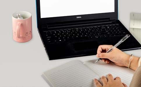 �����A��ُ������300����ƪ